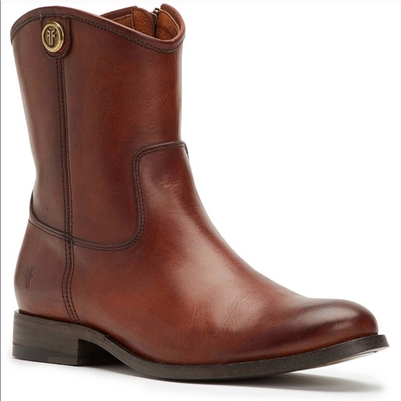 Frye Shoes - Frye Short Melissa Boot, BARELY WORN